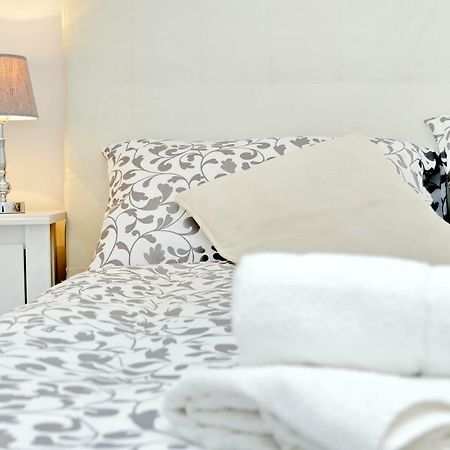 Bbhome Trastevere Station White Chic Apartment Rom Eksteriør billede